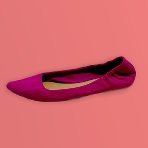 Magenta low toe pointed flats